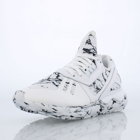 [Sold] Adidas tubular sneaker - women's size 7 - Picture 2 of 4