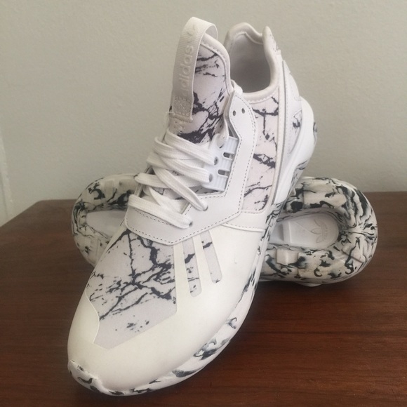 [Sold] Adidas tubular sneaker - women's size 7 - Picture 4 of 4