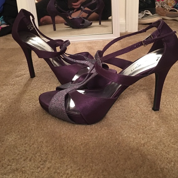 Purple Heels - Picture 2 of 4