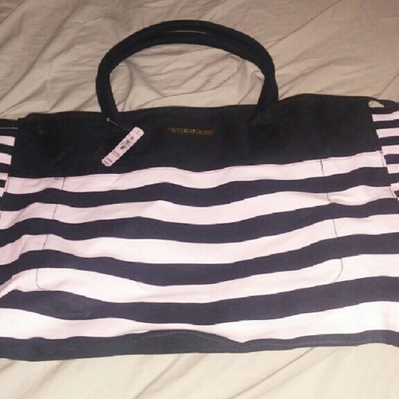 Vs tote bag