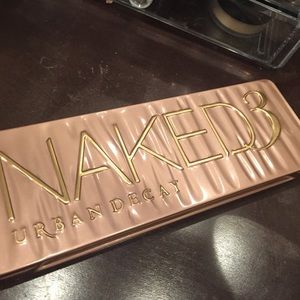 Urban Decay- Naked 3