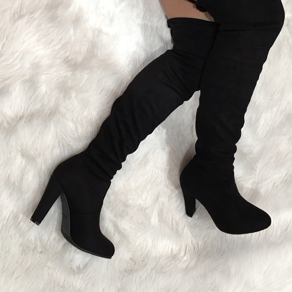 ❗️RESTOCK❗️black knee high  boots - Picture 4 of 6