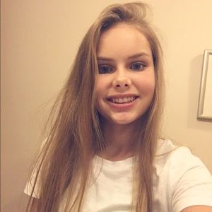 Meet your Posher, Abby