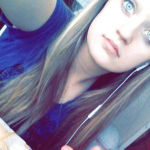 Meet your Posher, Makayla