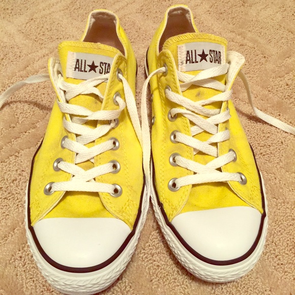 Converse All Star sunny yellow shoes women's size9