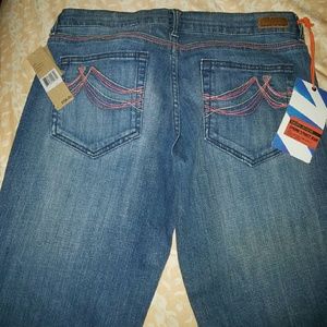 These cute denim Capris by DKNY