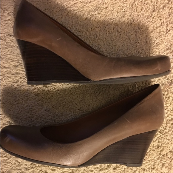 Leather wedges
