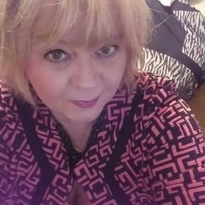 Meet your Posher, Pam