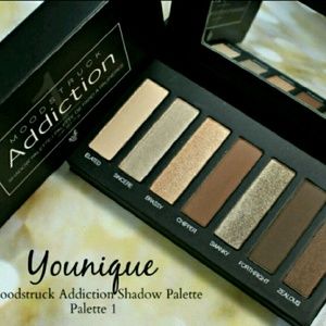 Younique Shadow Palette