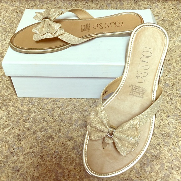 Bow sandals