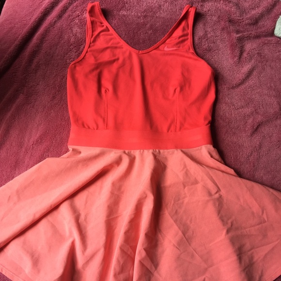 Nike tennis dress