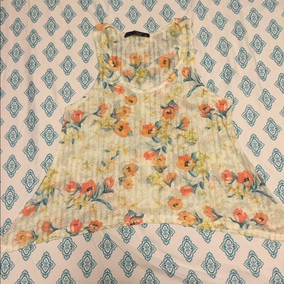 Floral Crop Top!!💚💜