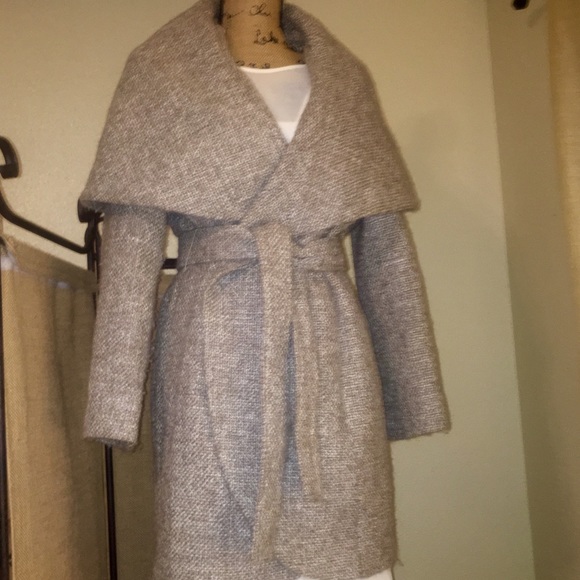 T Tahari Marla Tweed Coat - Mink Color - Picture 1 of 4