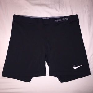 Black nike pro compression shorts