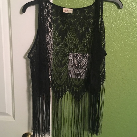 Lace Fringe Vest - Picture 2 of 4
