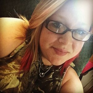 Meet your Posher, Ciera