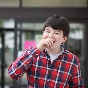 Meet your Posher, Bradley