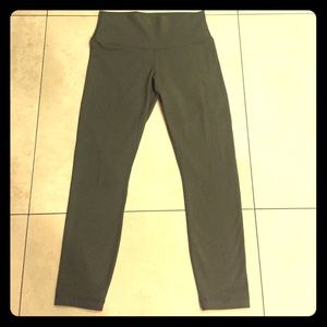 Lululemon high waisted olive green pant size 4