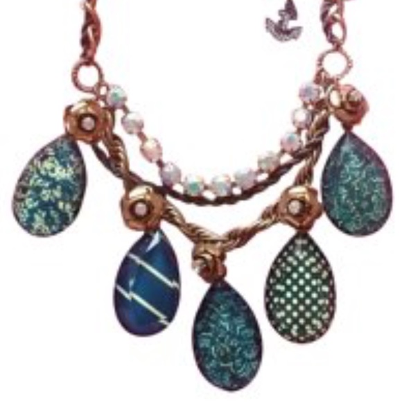 Betsey Johnson necklace