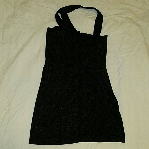💕EVERYTHING MUST GO💕 Black mini dress