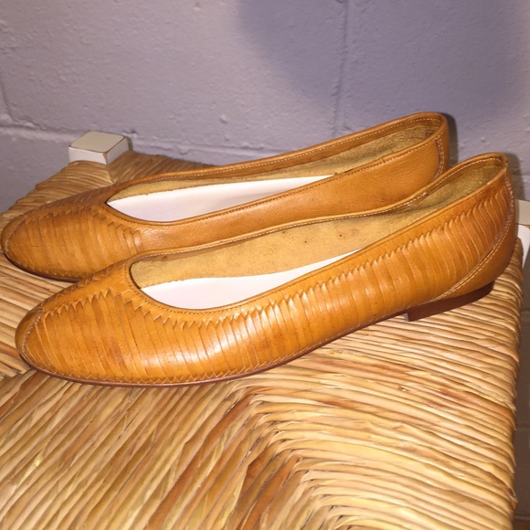 Ipanema Shoes - Ipanema Italian leather flats in camel