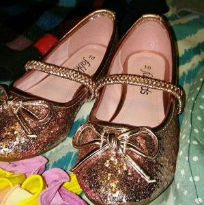 SALE!!! Girl's 5T lot with 1 4T jacket