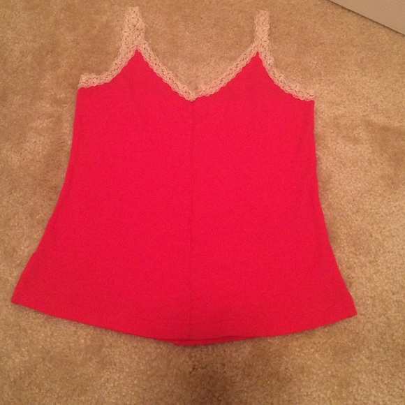 Cute Red Tank Top❤️ - Picture 2 of 3