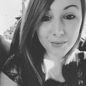 Meet your Posher, Zerina