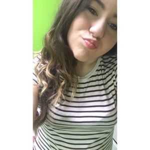 Meet your Posher, Brooke