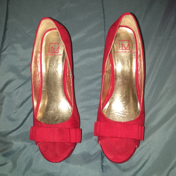 Material Girl Red/Gold Wedges $$$