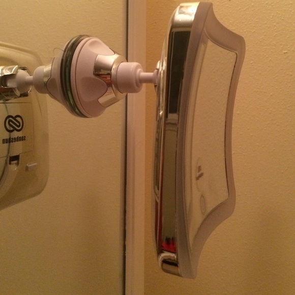 NWOT Vanity mirror - Picture 3 of 3