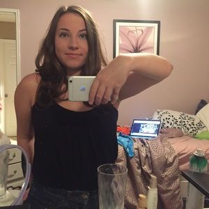 Meet your Posher, Amanda