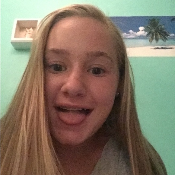 Meet your Posher, Mallory