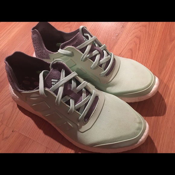 adidas boost sky blue size 9 1/2 womens - Picture 3 of 3