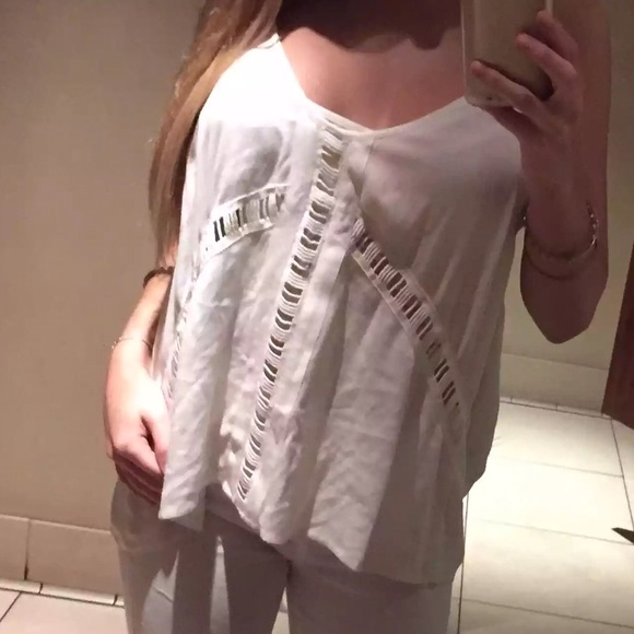 Angl white top