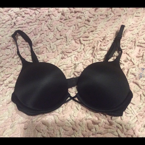 Victoria's Secret bombshell bra