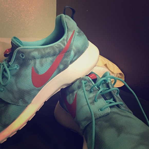 Nike Roshe Run Marble Military Blue Orange Men Size 13 Teal (W/ Red Nike check) ROSHE RUN