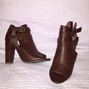 Brown chunky heel booties