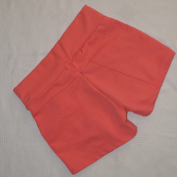 Peach Roma Collection Double Zipper Shorts - Picture 4 of 4