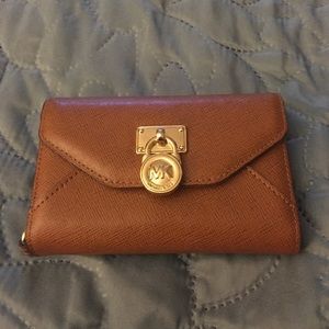 💋HUGE SALE💋Michael Kors iPhone 4 4s case