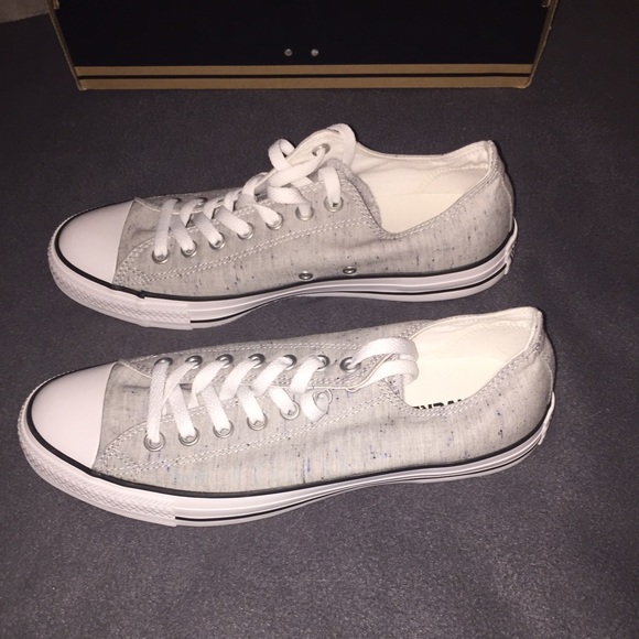 NEW Converse All Stars (Chuck Taylor) - Picture 3 of 4