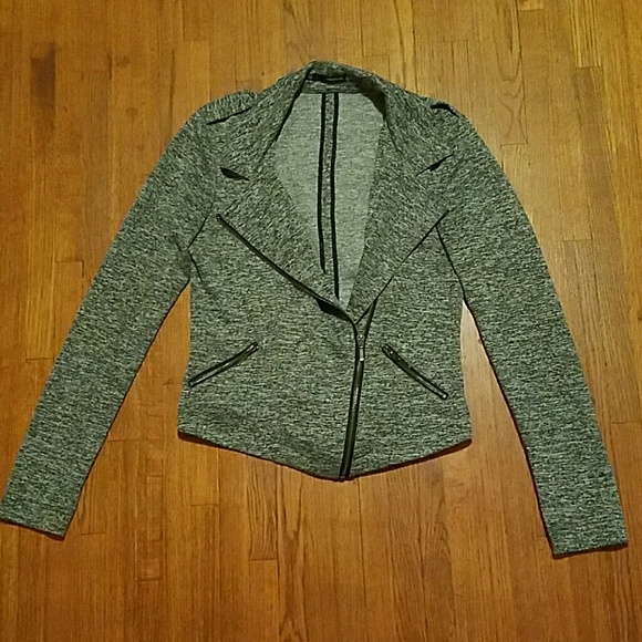 Grey jacket!!