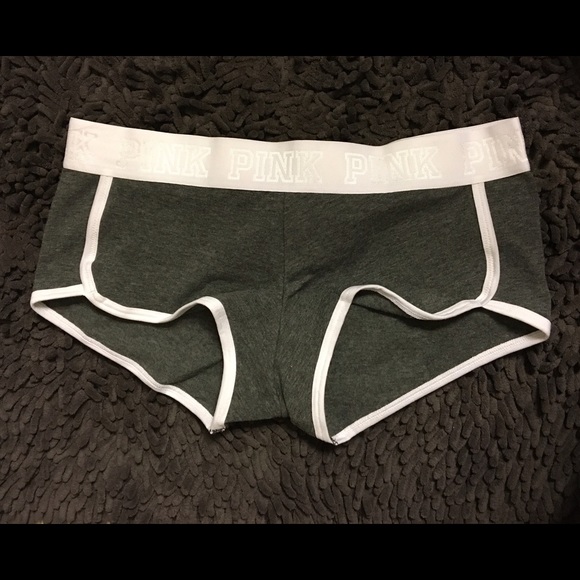 VS boy short panty