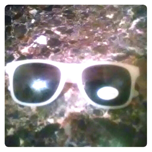 PRETTY CUTE Glasses