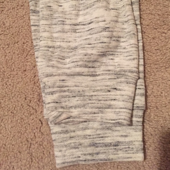Joggers - Picture 2 of 3
