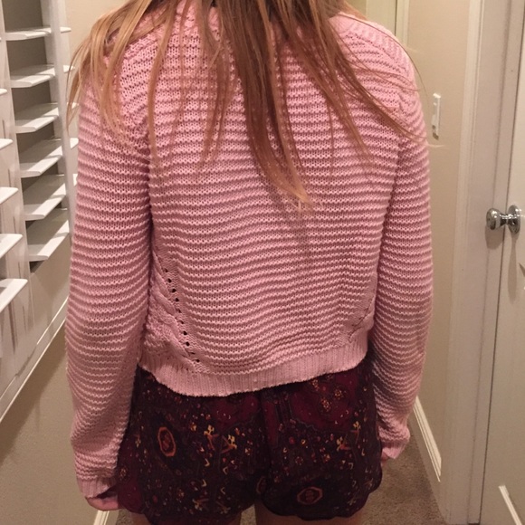 pink pastel crochet knitted crop sweater - Picture 2 of 2