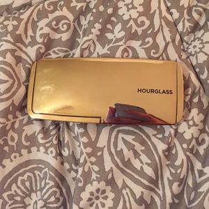 Hourglass Ambient Lighting Blush Palette