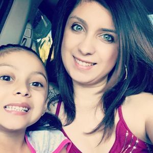 Meet your Posher, Ofelia