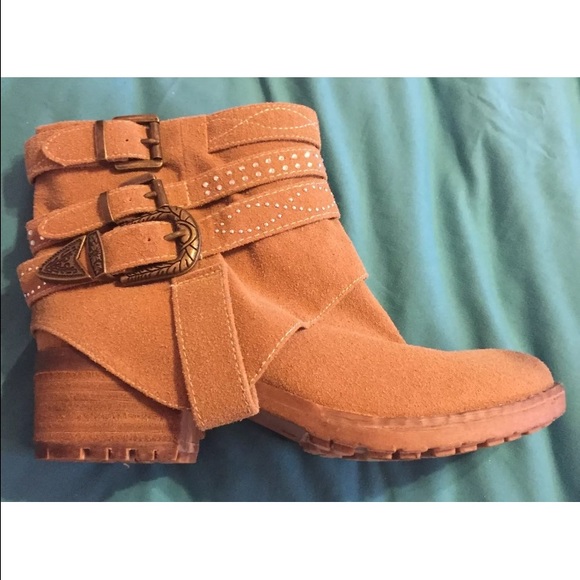 Gorgeous ankle boots