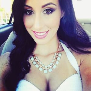 Meet your Posher, Jamie